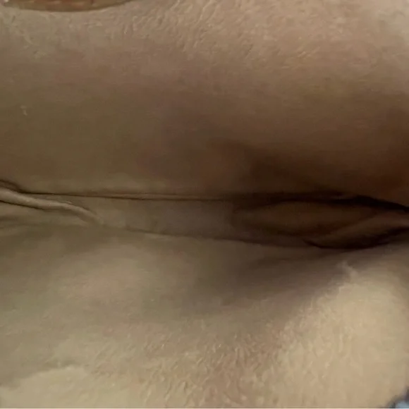 Gucci Plus Mini Tan and Brown Crossbody Bag with Iconic Monogram - Picture 6 of 16